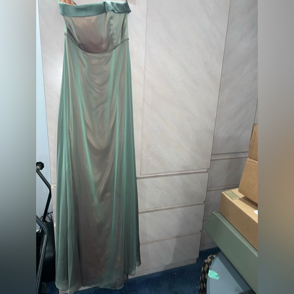 ๐ NWT Beautiful Sage Evening Party Dress pearlescent - Picture 7 of 7